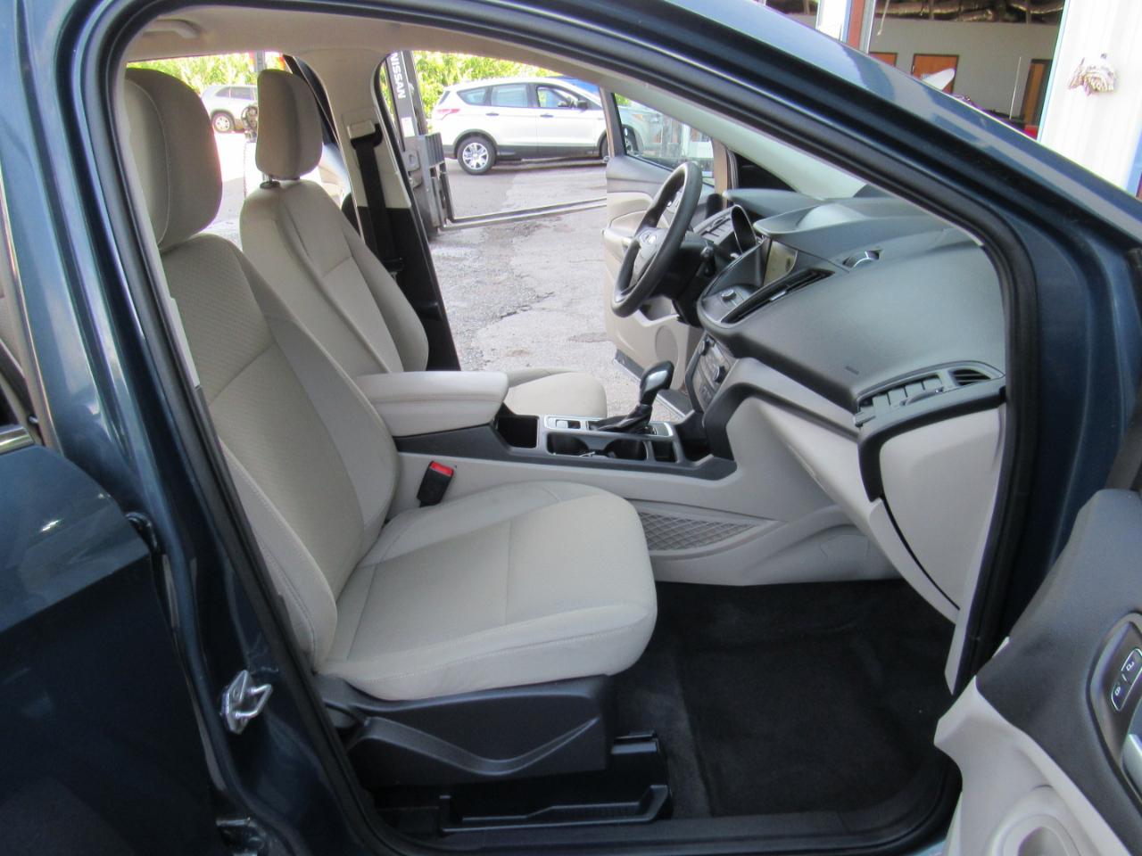 Ford Escape SE FWD 2019