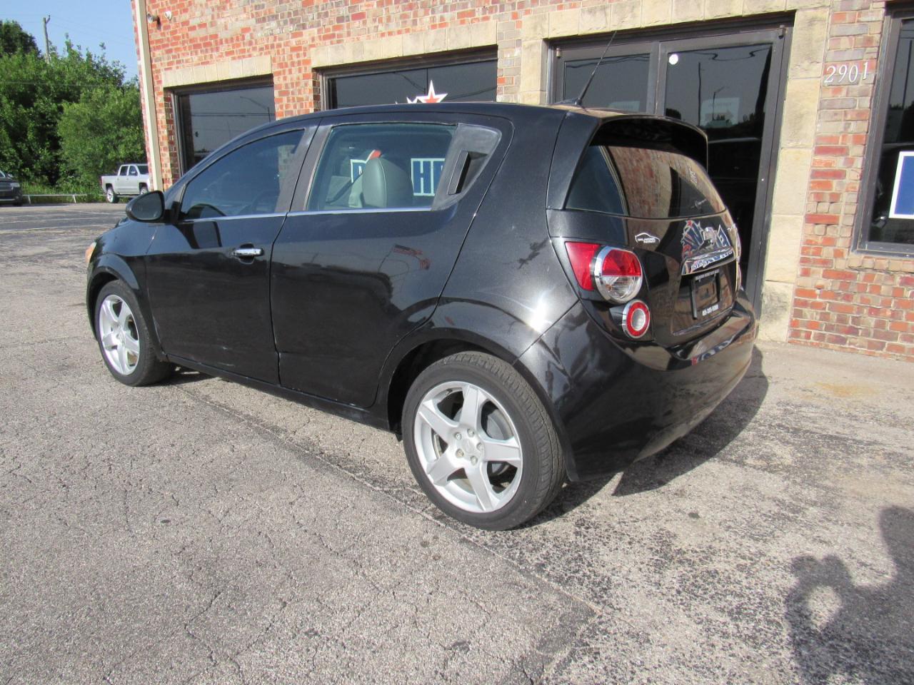 Chevrolet Sonic LTZ Auto 5-Door 2013