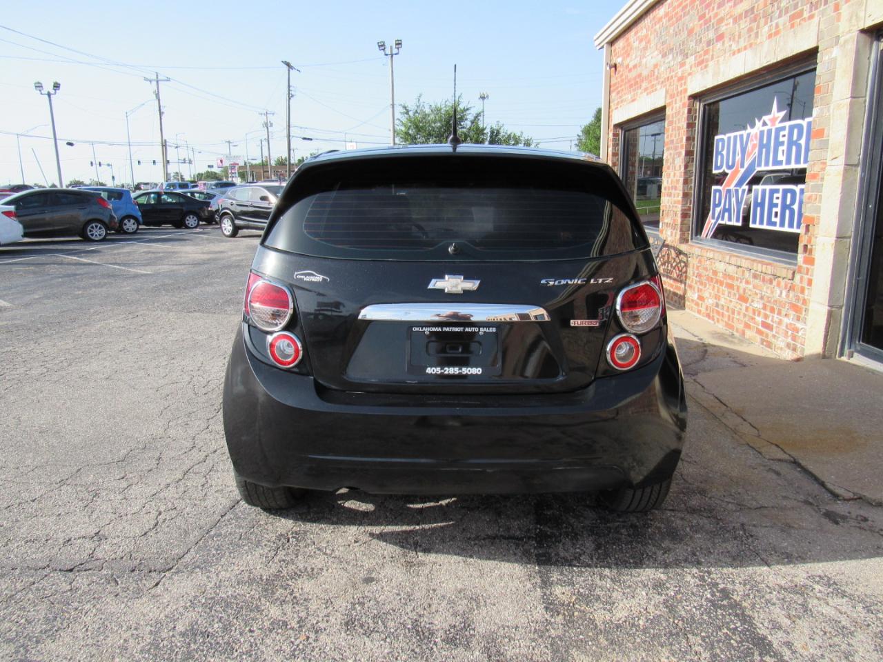 Chevrolet Sonic LTZ Auto 5-Door 2013