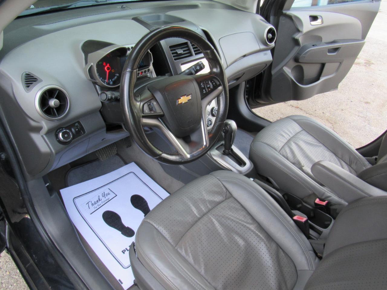 Chevrolet Sonic LTZ Auto 5-Door 2013