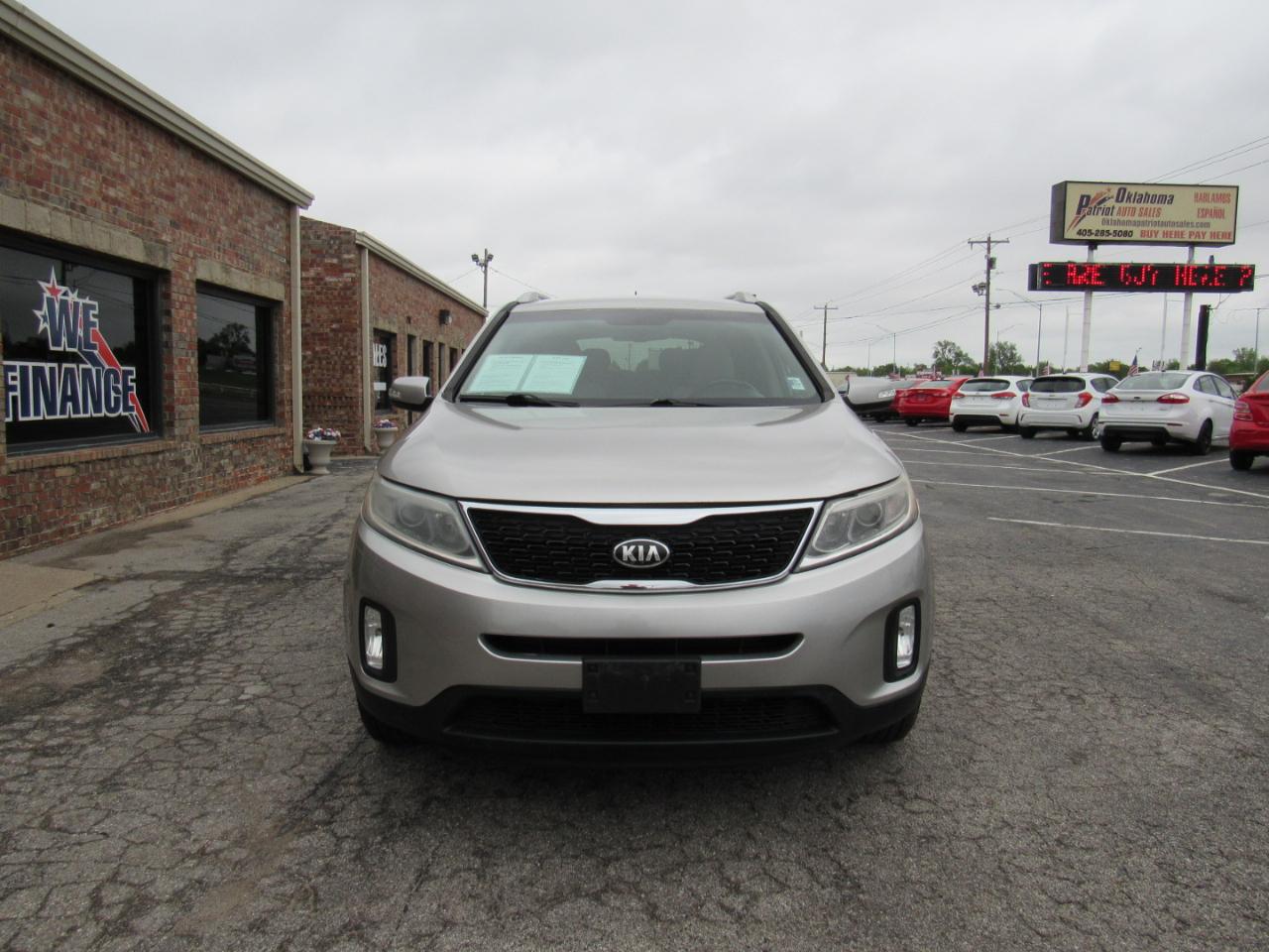 Kia Sorento LX 2WD 2015