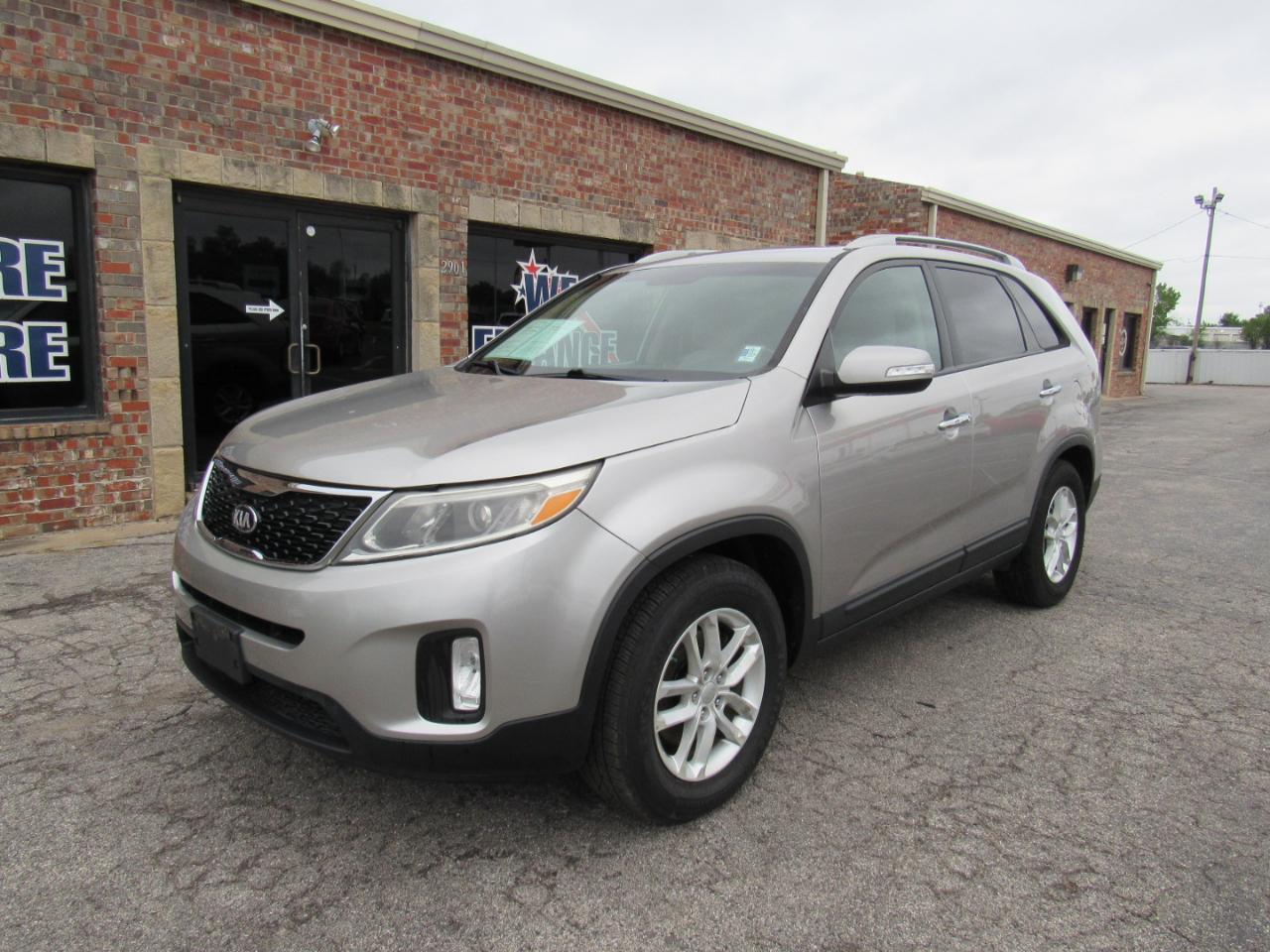 Kia Sorento LX 2WD 2015