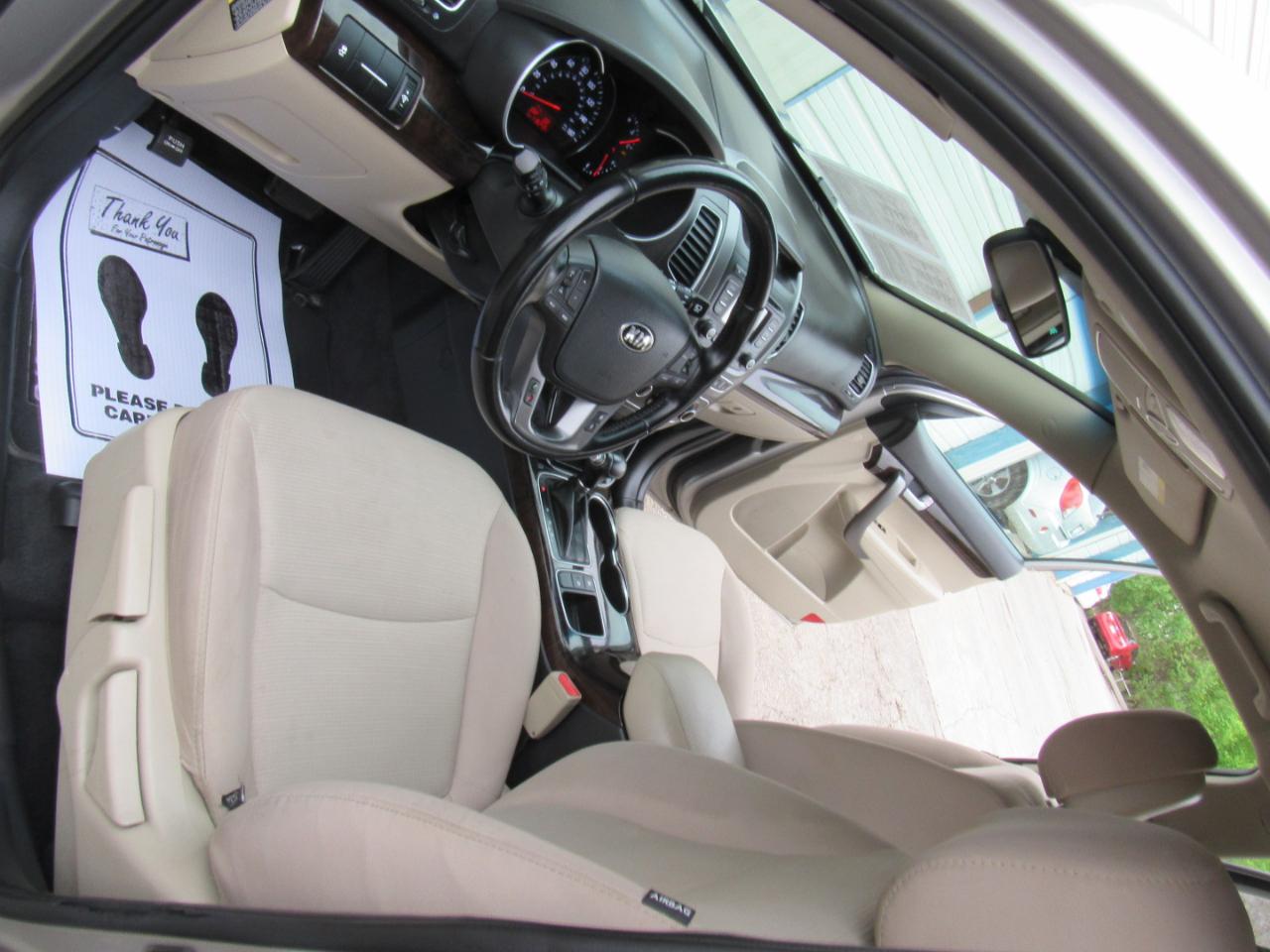 Kia Sorento LX 2WD 2015