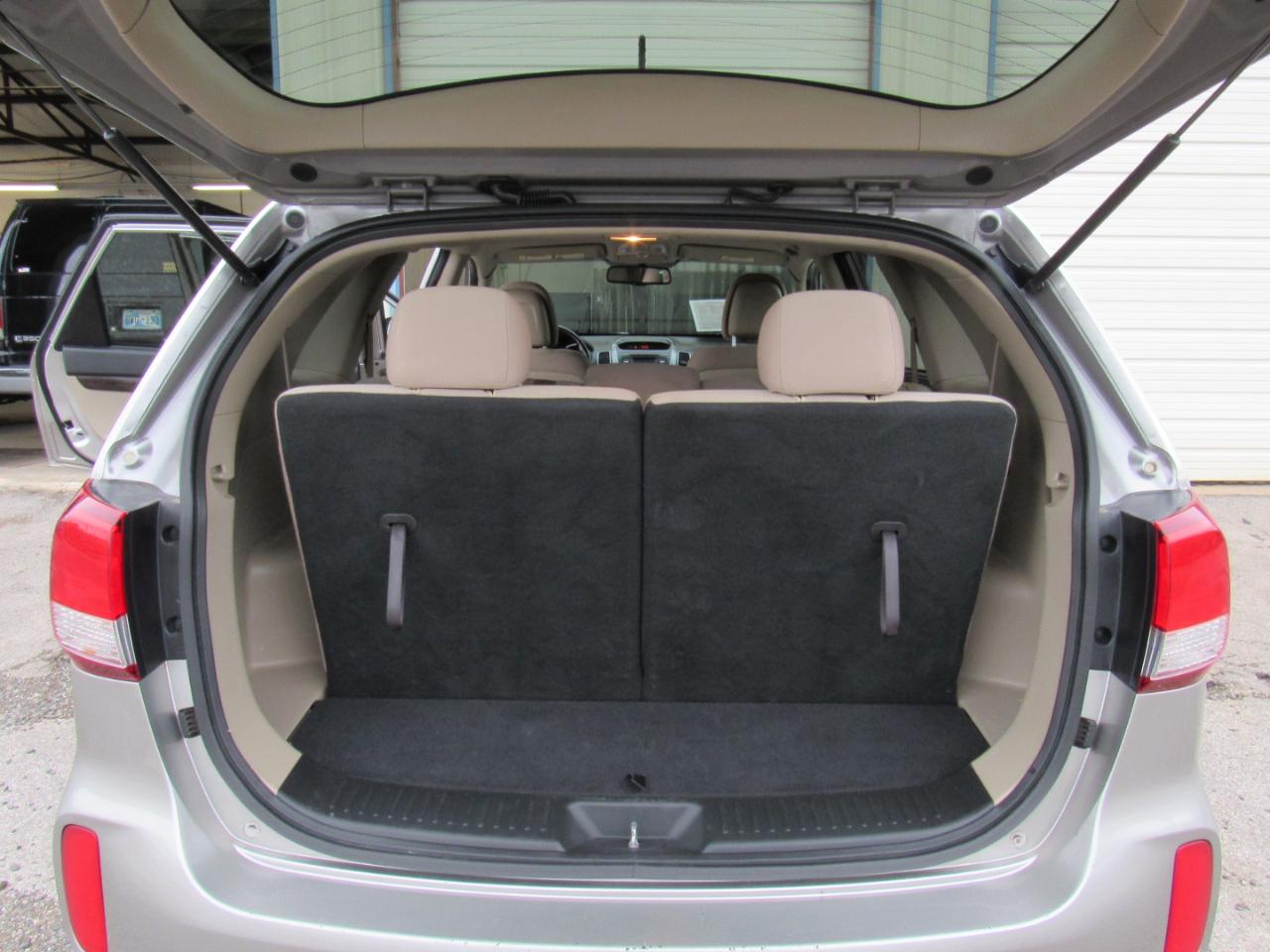 Kia Sorento LX 2WD 2015