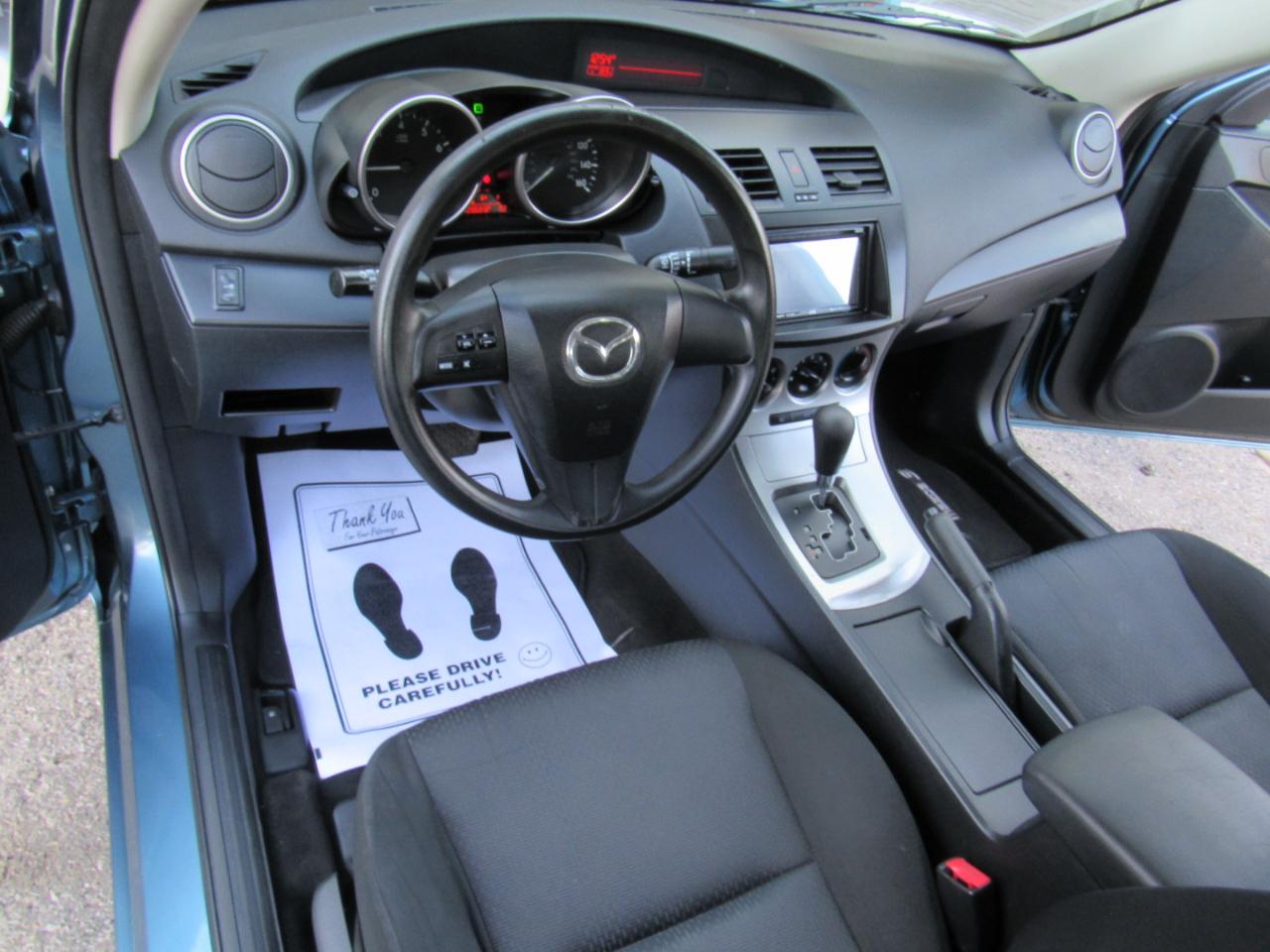 Mazda MAZDA3 i Sport 4-Door 2010