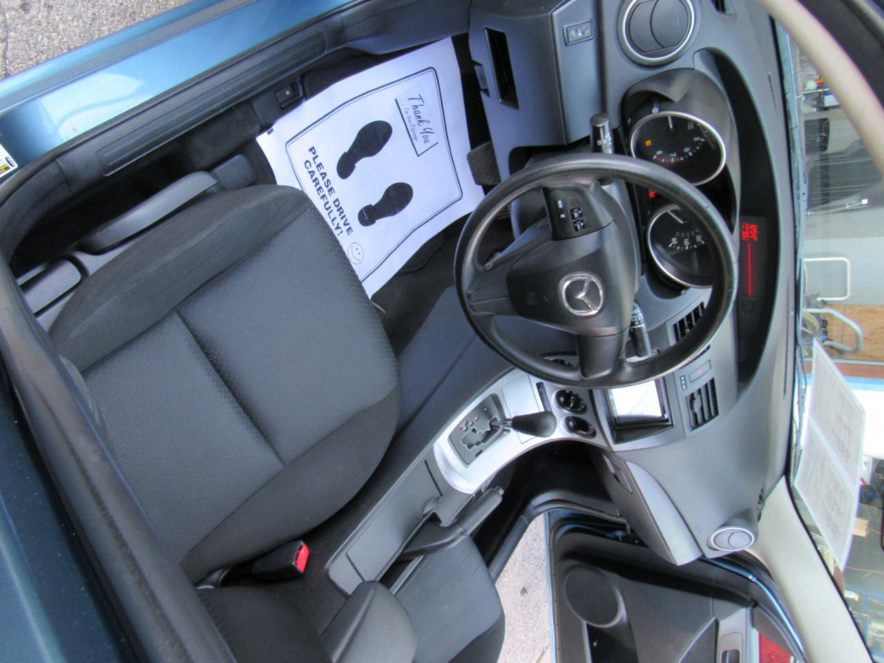 Mazda MAZDA3 i Sport 4-Door 2010