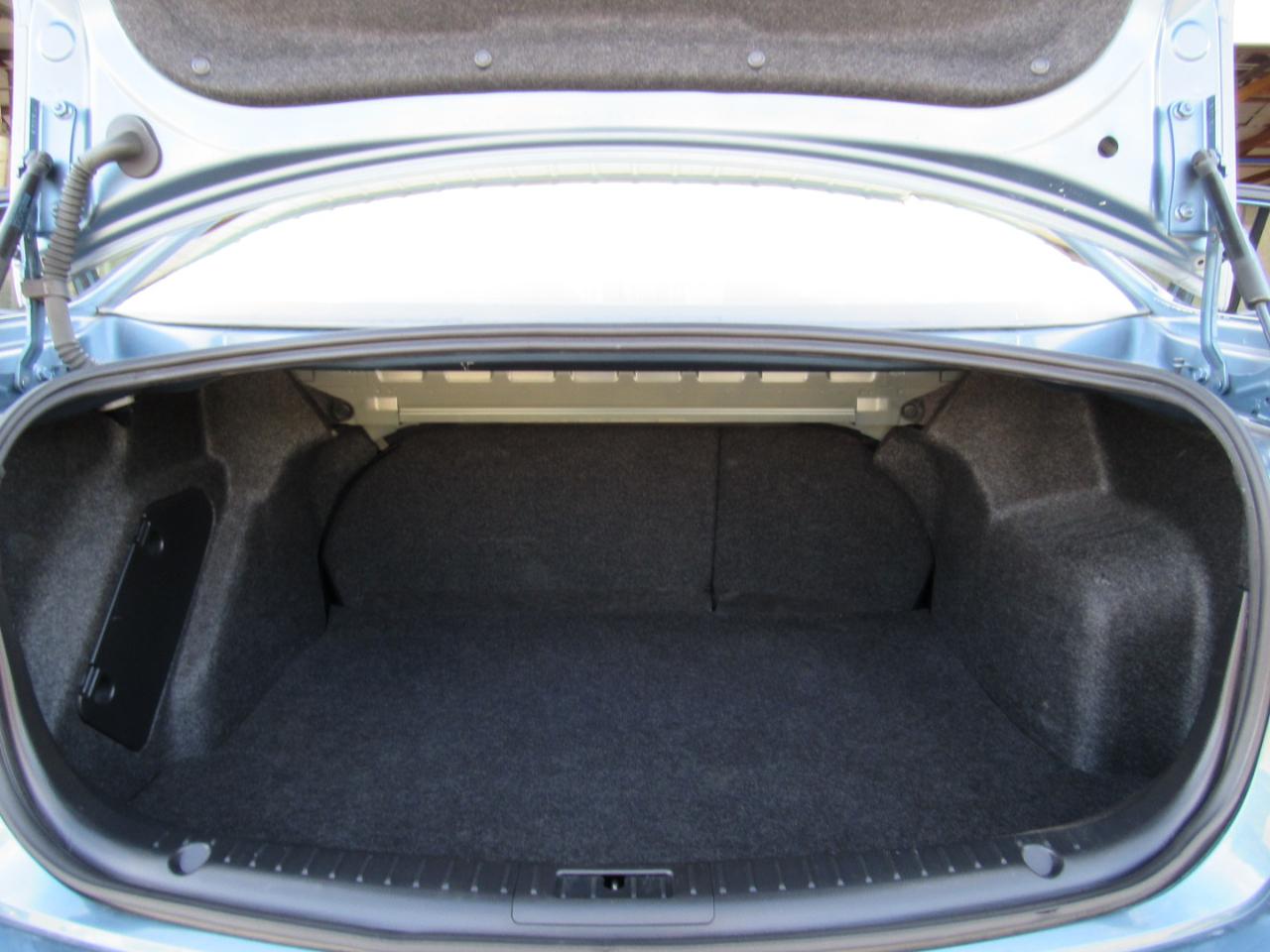 Mazda MAZDA3 i Sport 4-Door 2010