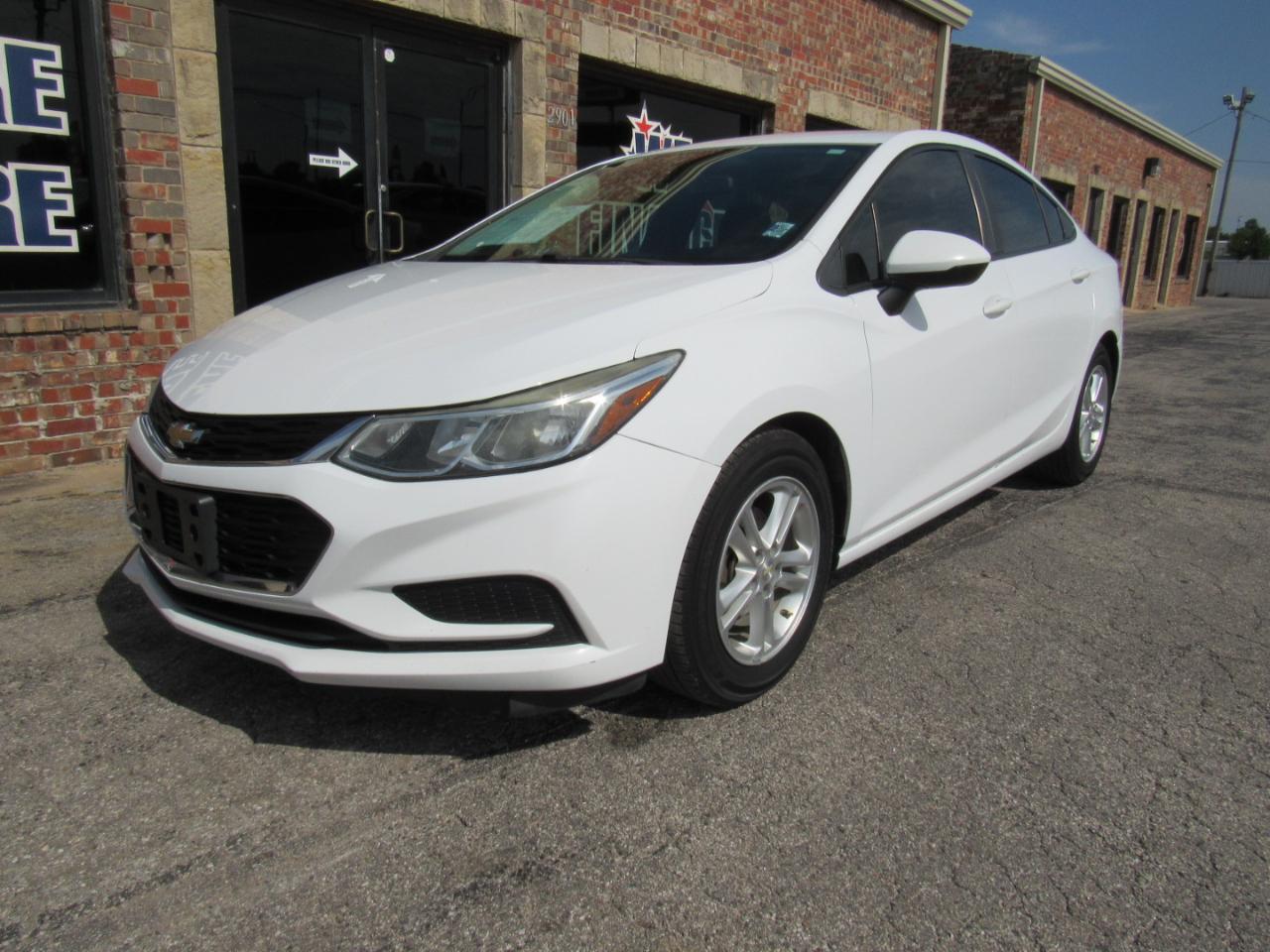 Chevrolet Cruze LS Auto 2017