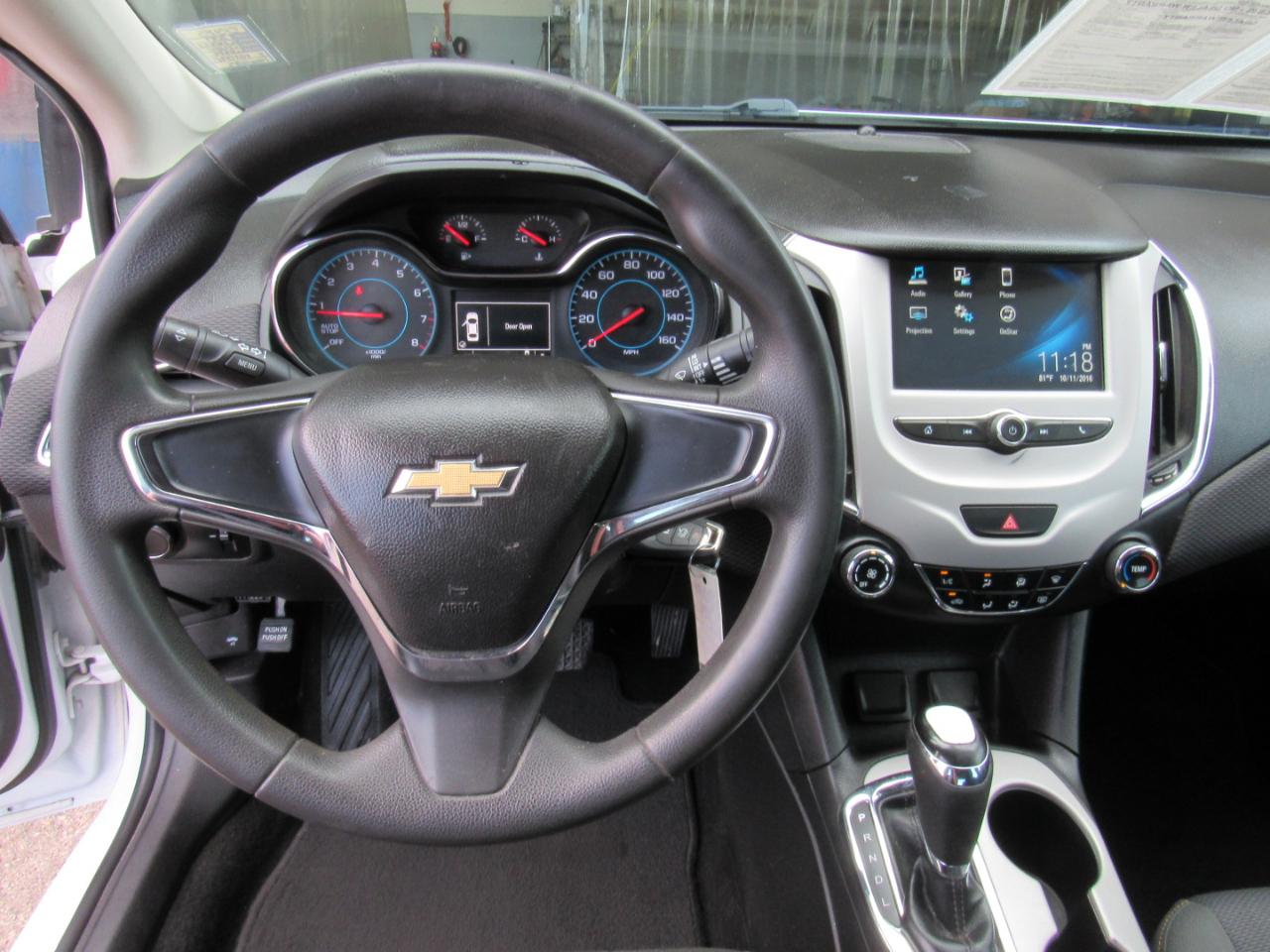 Chevrolet Cruze LS Auto 2017