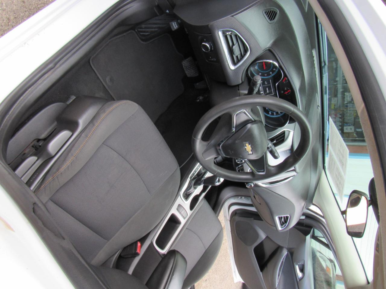 Chevrolet Cruze LS Auto 2017