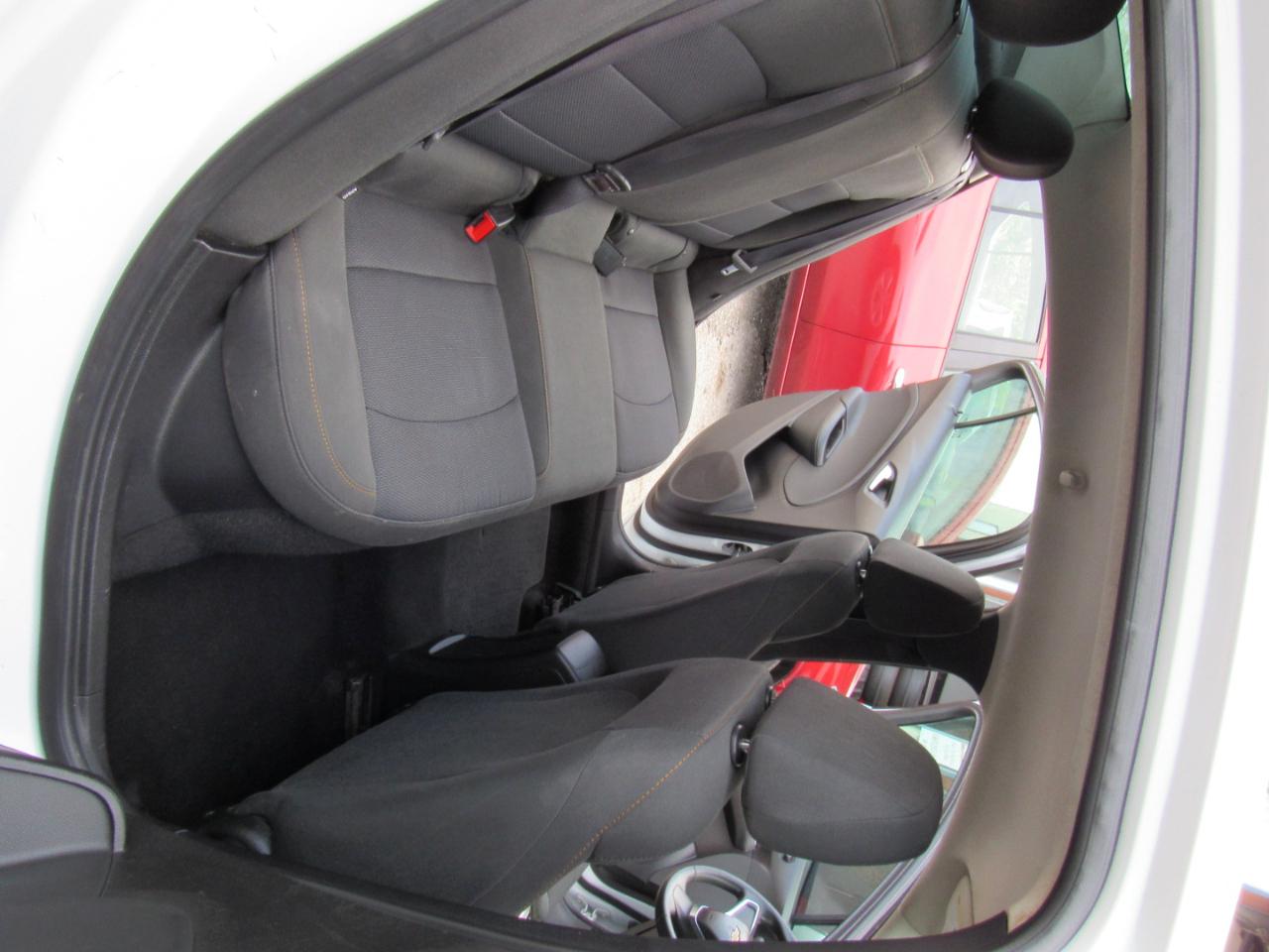Chevrolet Cruze LS Auto 2017