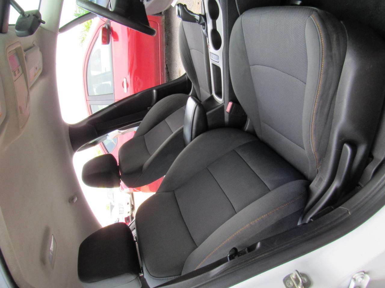 Chevrolet Cruze LS Auto 2017