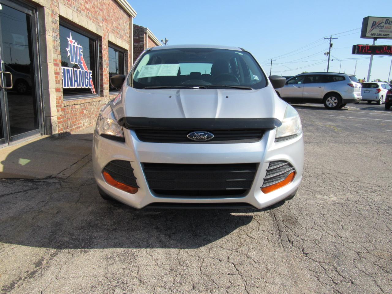 Ford Escape S FWD 2015