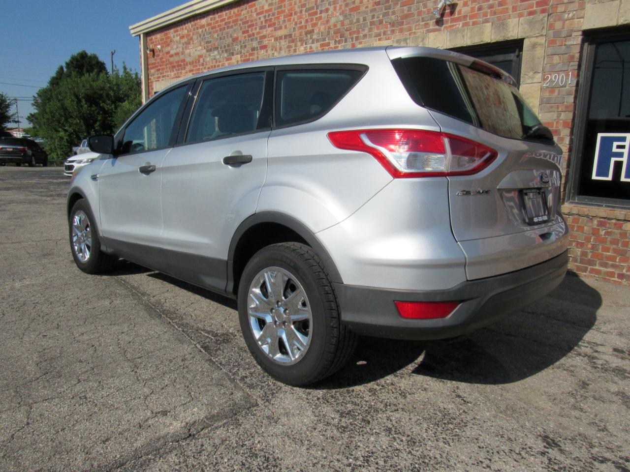 Ford Escape S FWD 2015