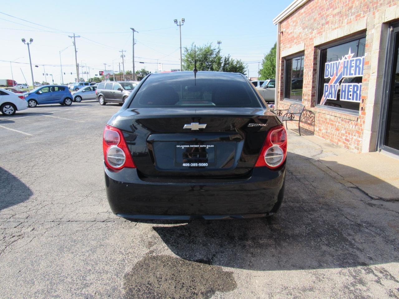 Chevrolet Sonic LS Auto Sedan 2014