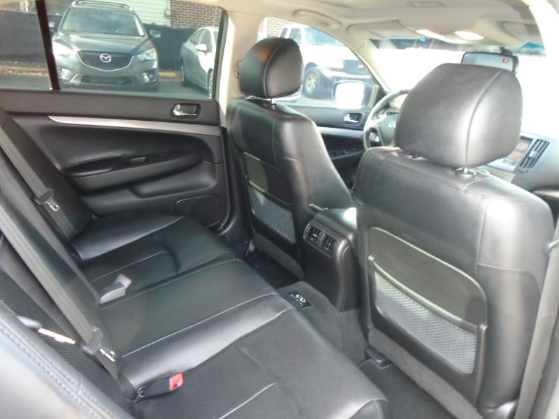 Infiniti G Sedan 37x AWD 2012