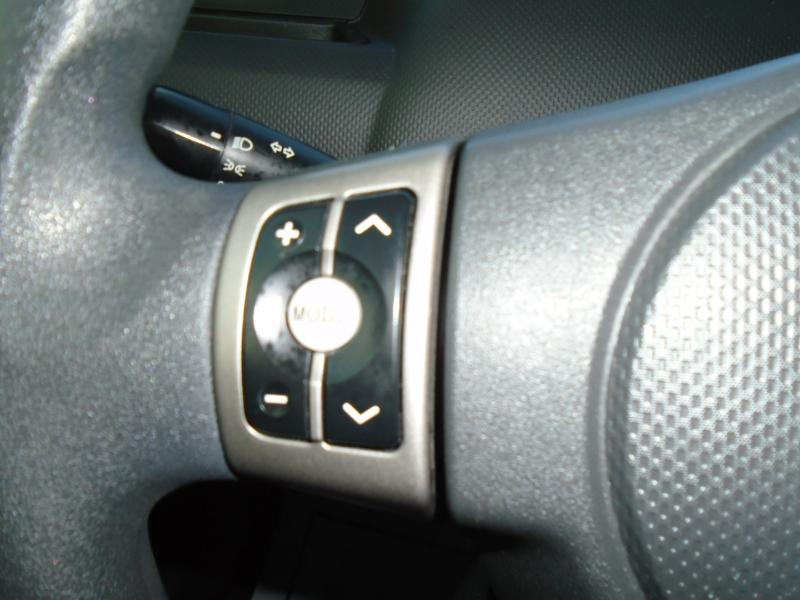 Scion xB 5-Door Wagon 5-Spd MT 2014