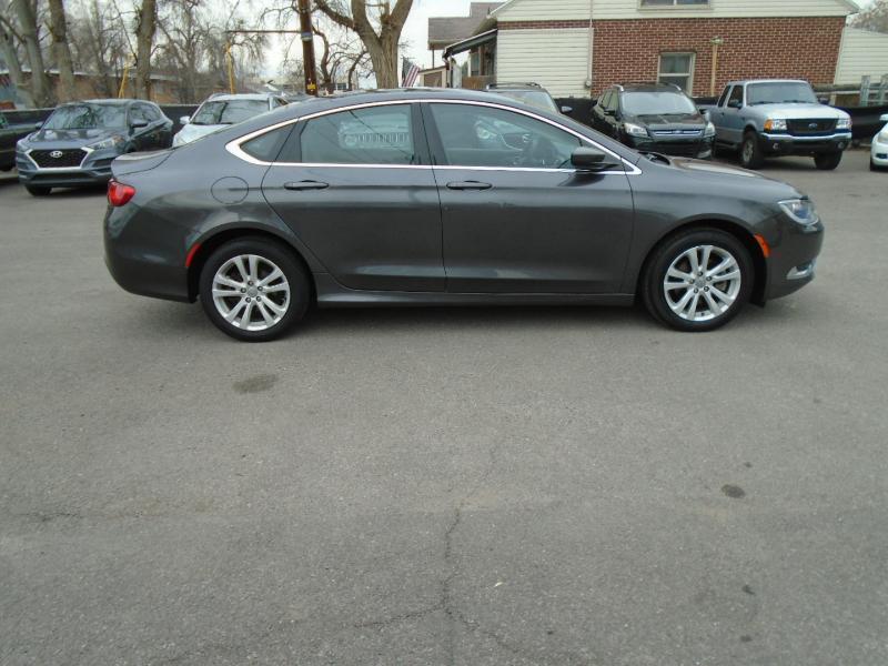 Chrysler 200 Limited 2016