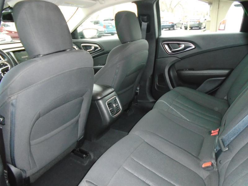 Chrysler 200 Limited 2016