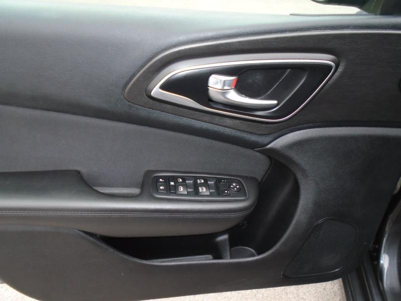 Chrysler 200 Limited 2016