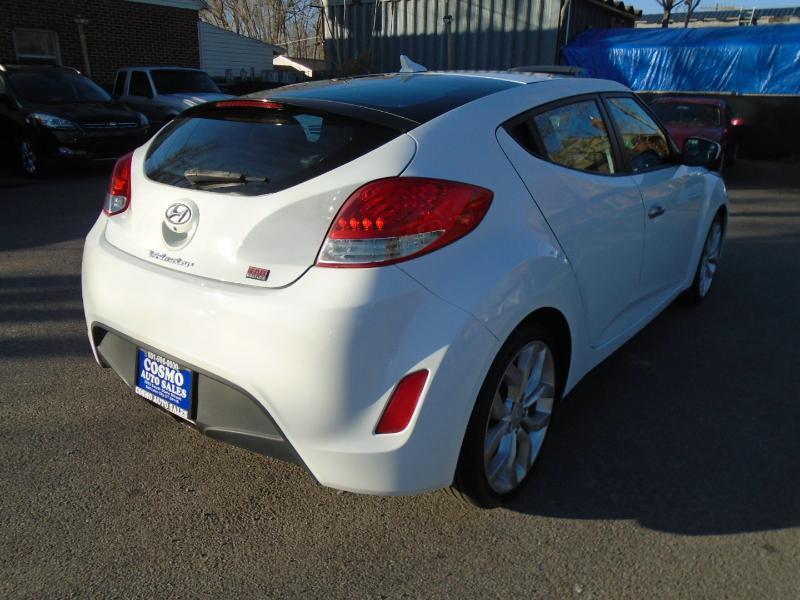 Hyundai Veloster Base 2014
