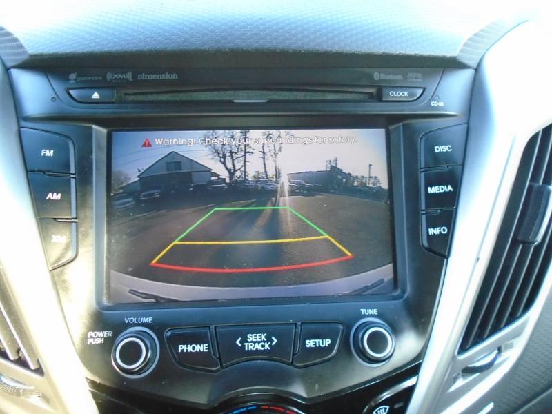 Hyundai Veloster Base 2014