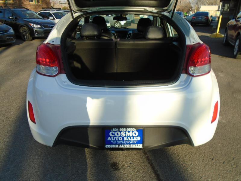 Hyundai Veloster Base 2014