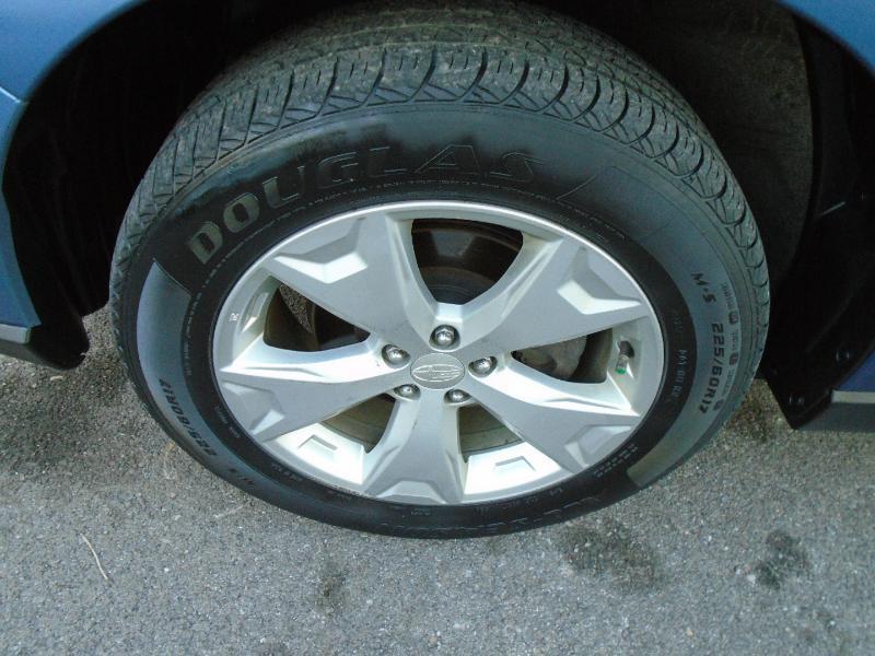 Subaru Forester 2.5i Premium PZEV CVT 2016