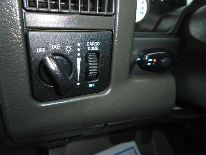 Dodge Ram 2500 SLT Quad Cab Long Bed 4WD 2004