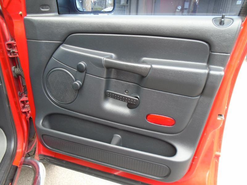 Dodge Ram 2500 SLT Quad Cab Long Bed 4WD 2004