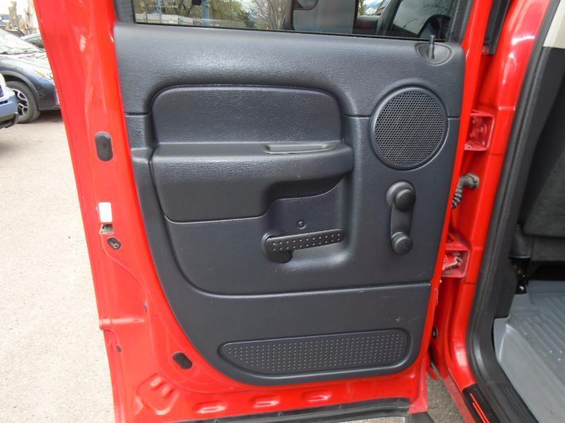Dodge Ram 2500 SLT Quad Cab Long Bed 4WD 2004