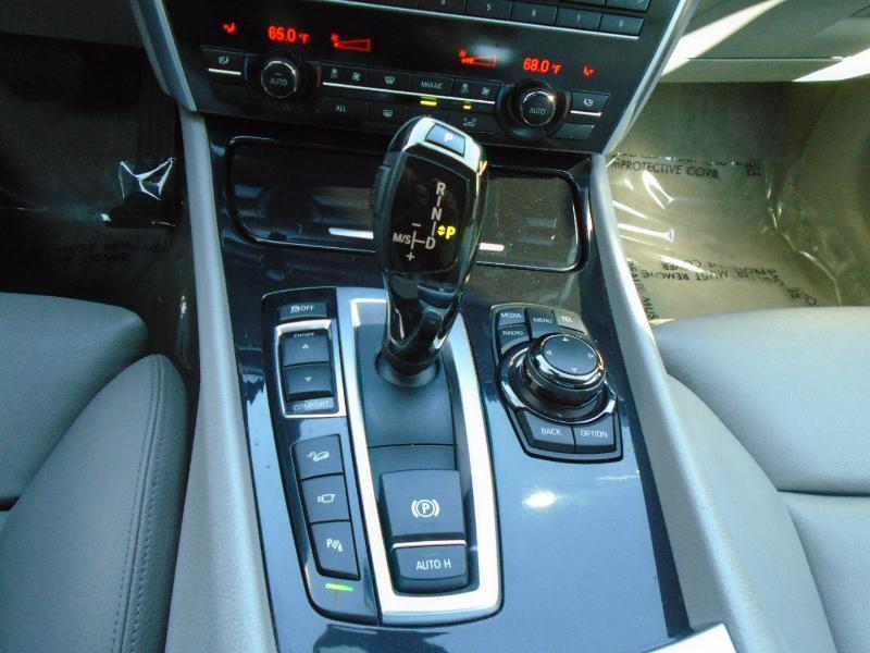 BMW 5-Series 550i xDrive GT 2013