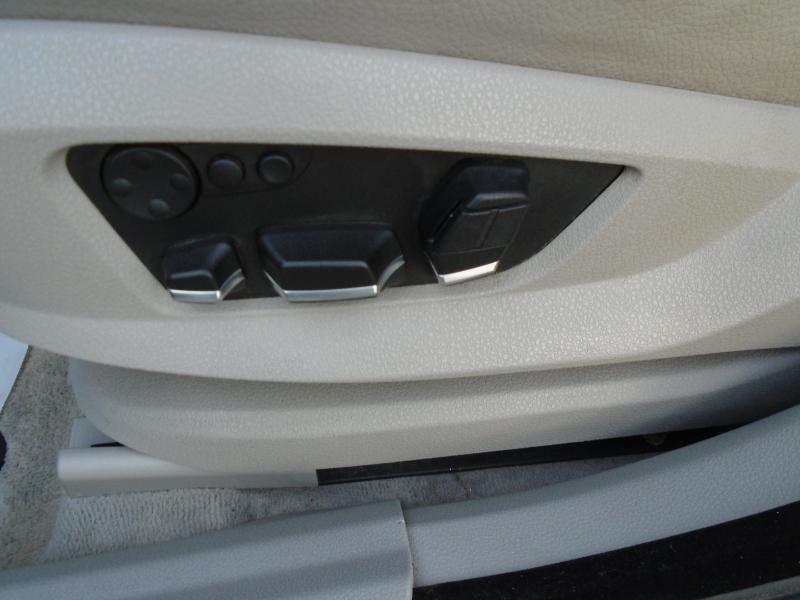 BMW 5-Series 550i xDrive GT 2013