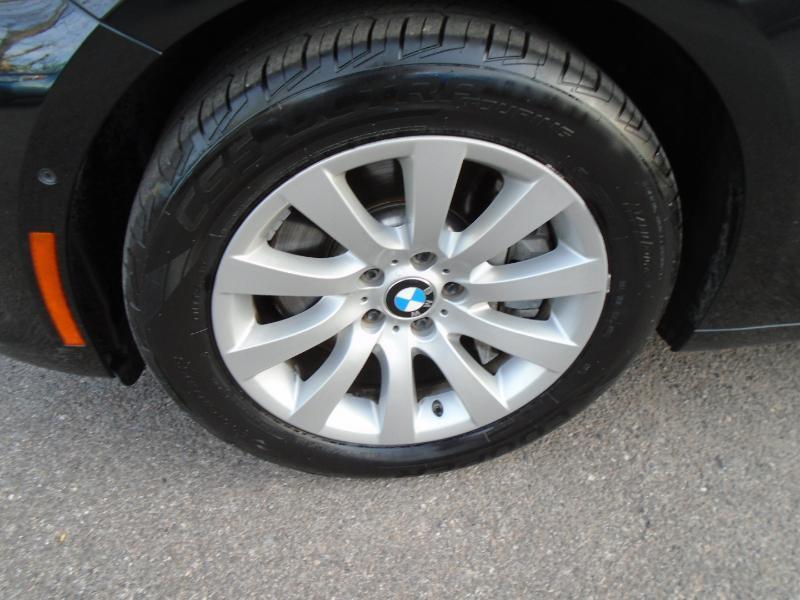 BMW 5-Series 550i xDrive GT 2013
