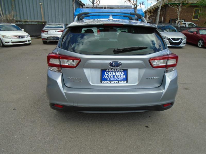 Subaru Impreza 2.0i Premium CVT 5-Door 2017