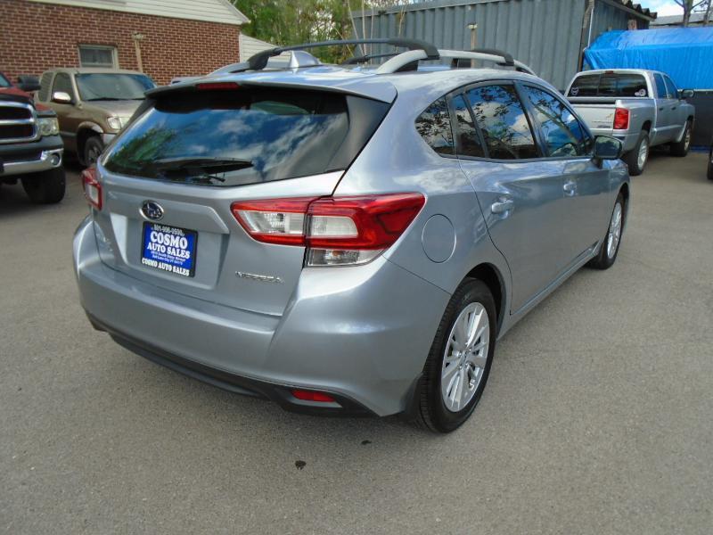 Subaru Impreza 2.0i Premium CVT 5-Door 2017