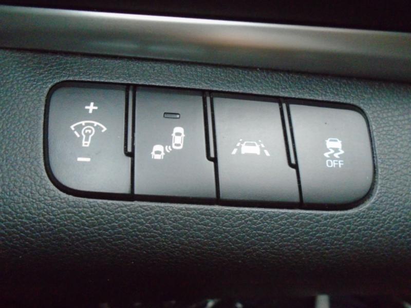 Hyundai Elantra SEL 2019