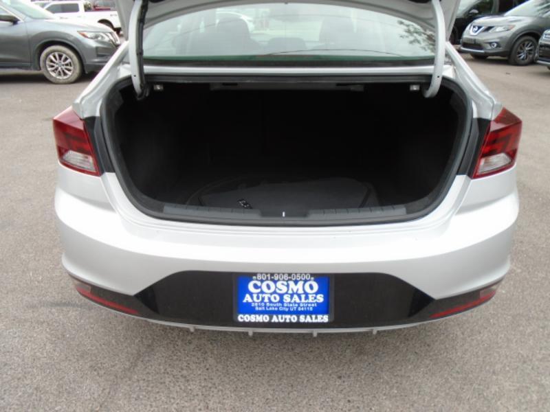 Hyundai Elantra SEL 2019