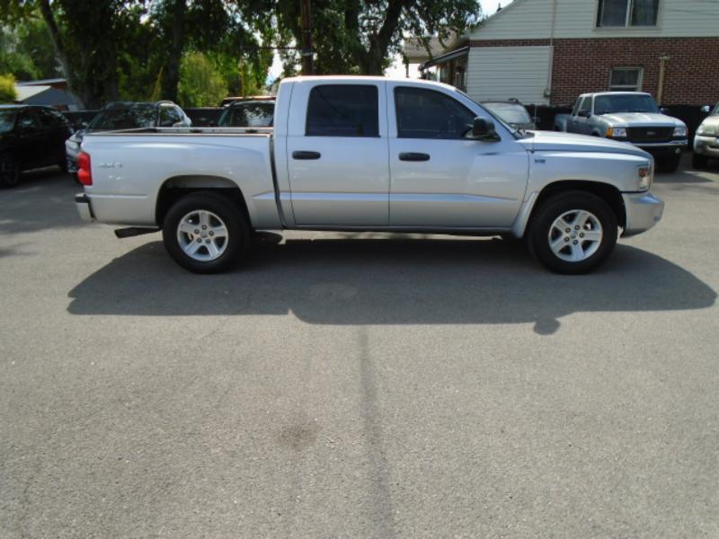 Dodge Dakota SLT Crew Cab 4WD 2010