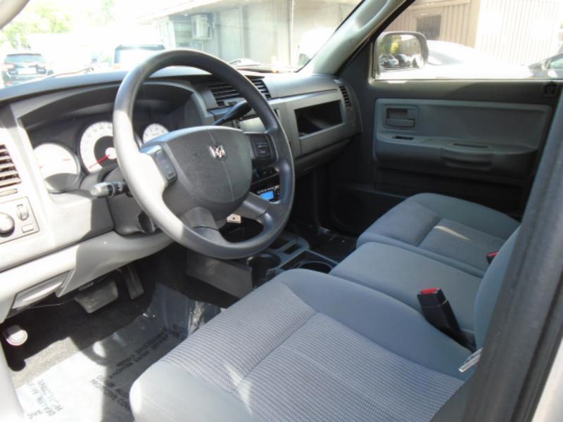 Dodge Dakota SLT Crew Cab 4WD 2010
