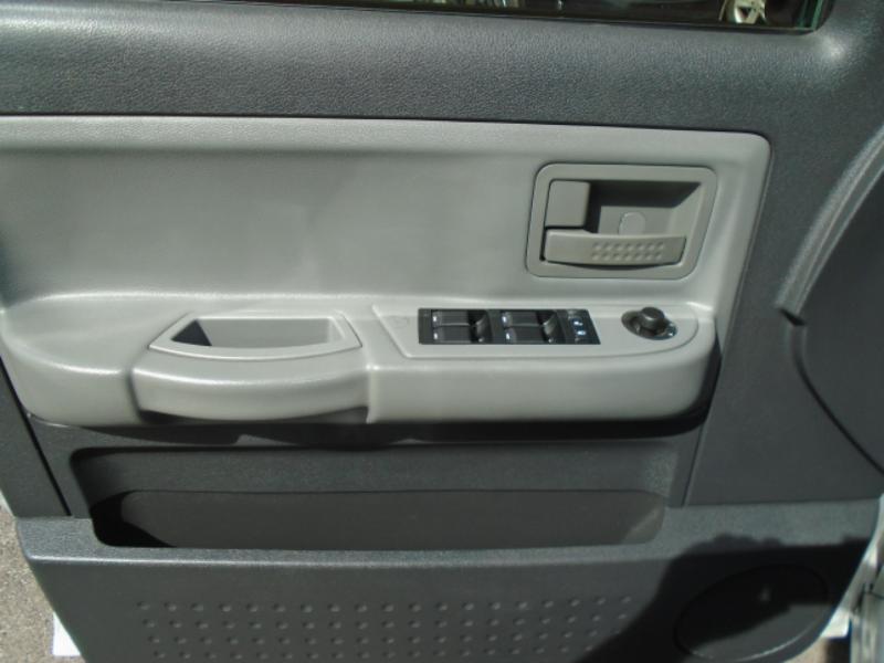 Dodge Dakota SLT Crew Cab 4WD 2010