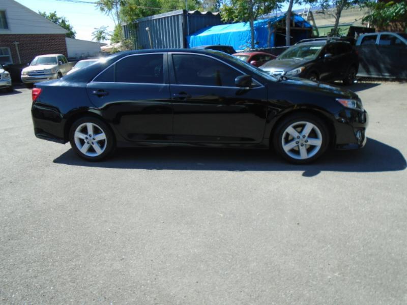Toyota Camry XLE 2013