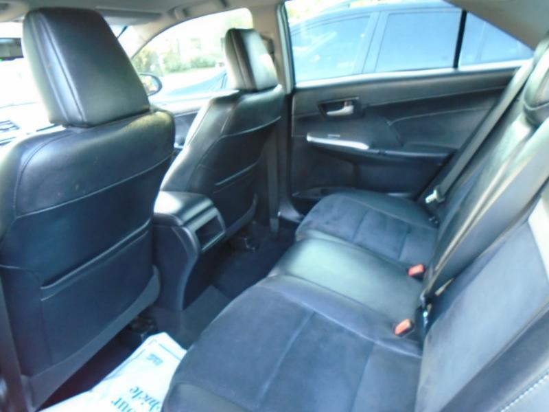 Toyota Camry XLE 2013