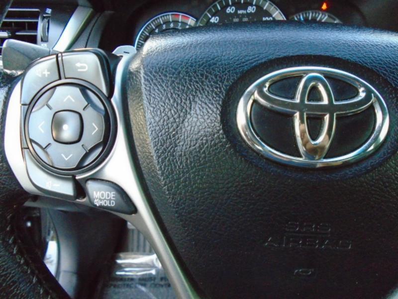 Toyota Camry XLE 2013