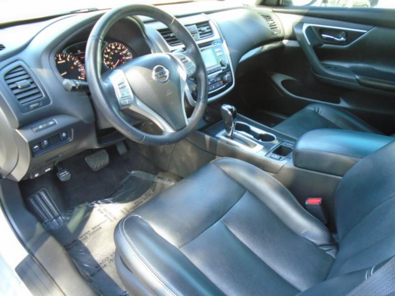 Nissan Altima 2.5 SV 2018