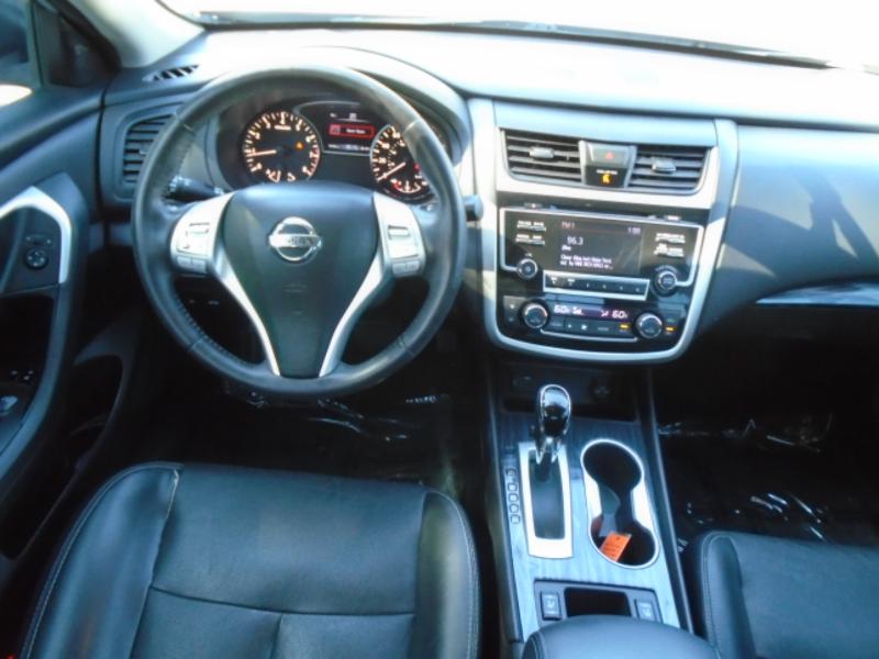 Nissan Altima 2.5 SV 2018
