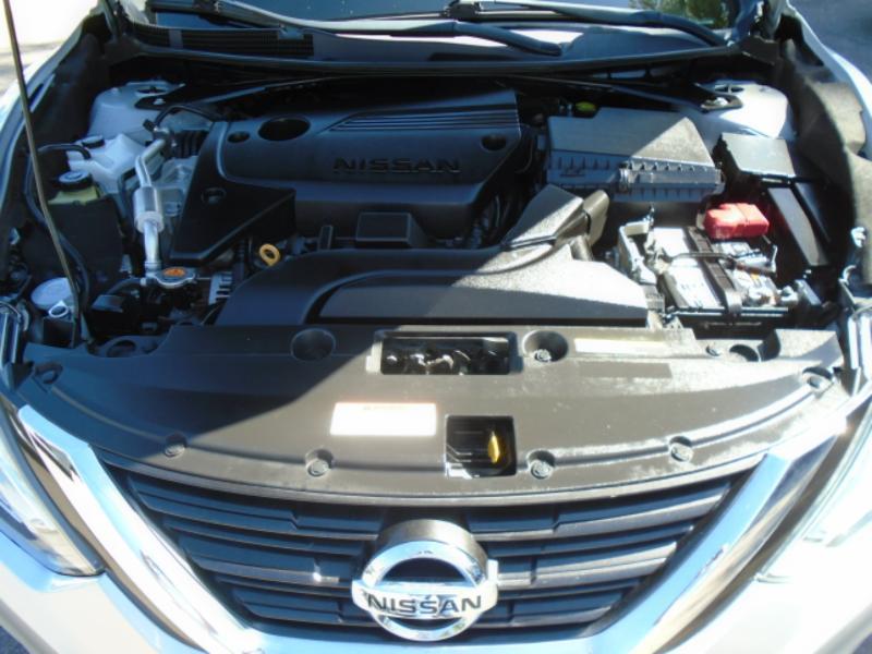 Nissan Altima 2.5 SV 2018