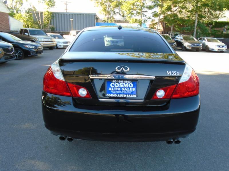 Infiniti M 35x 4WD 2006