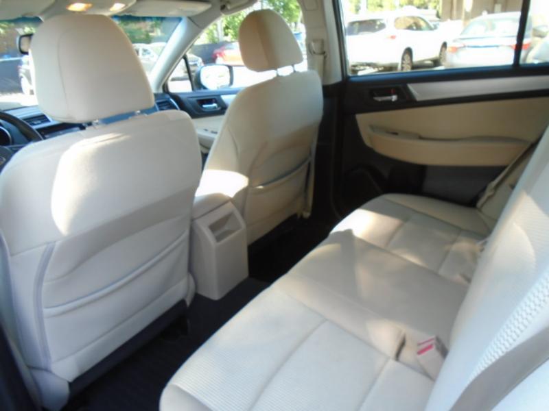 Subaru Outback 2.5i Premium 2015