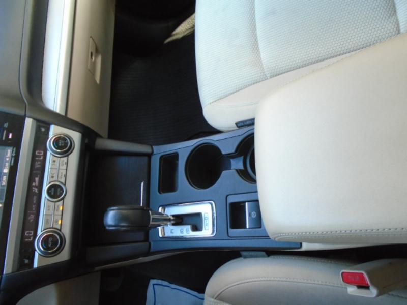 Subaru Outback 2.5i Premium 2015